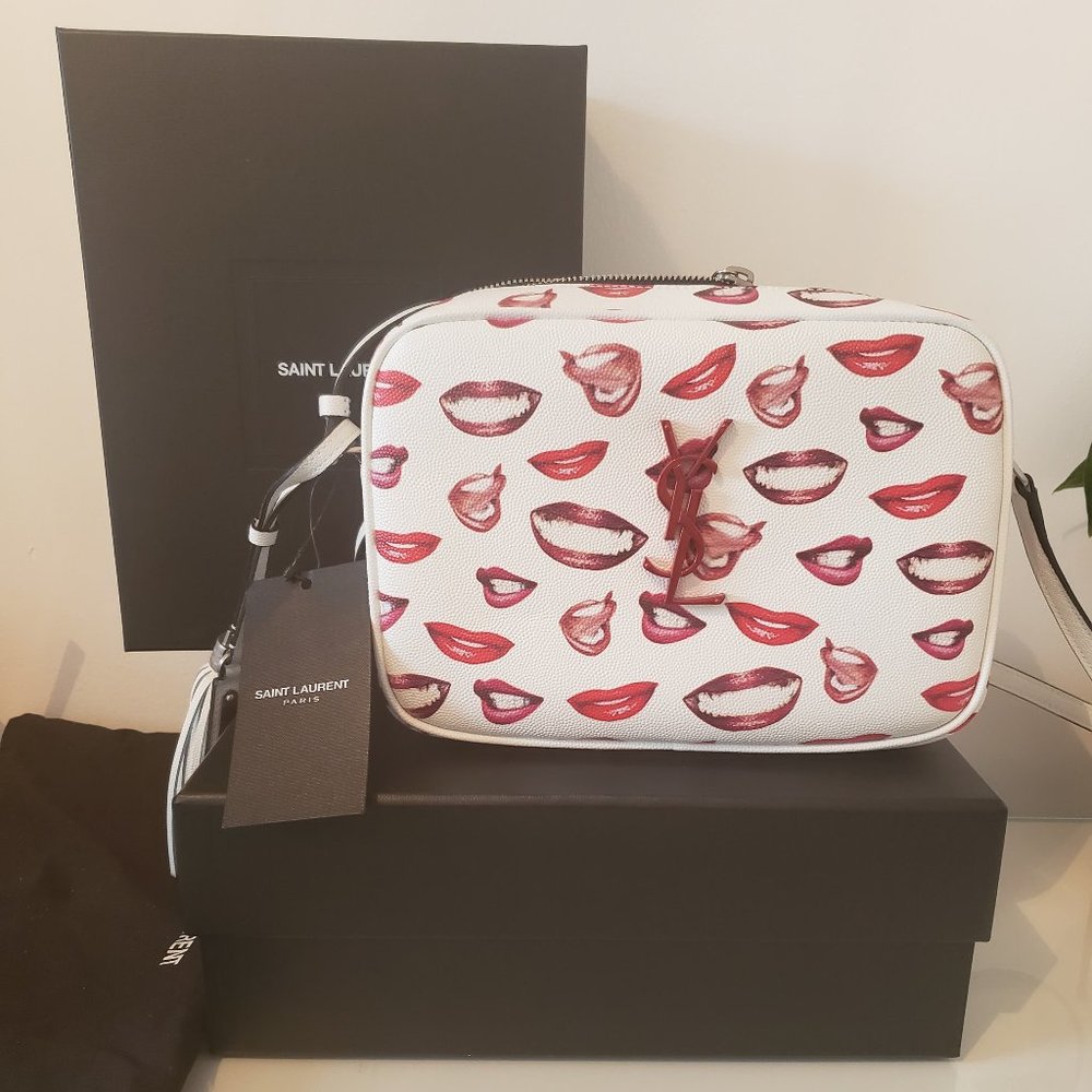 ❌SOLD❌SAINT LAURENT Lou Camera Bag - Picture 7 of 9